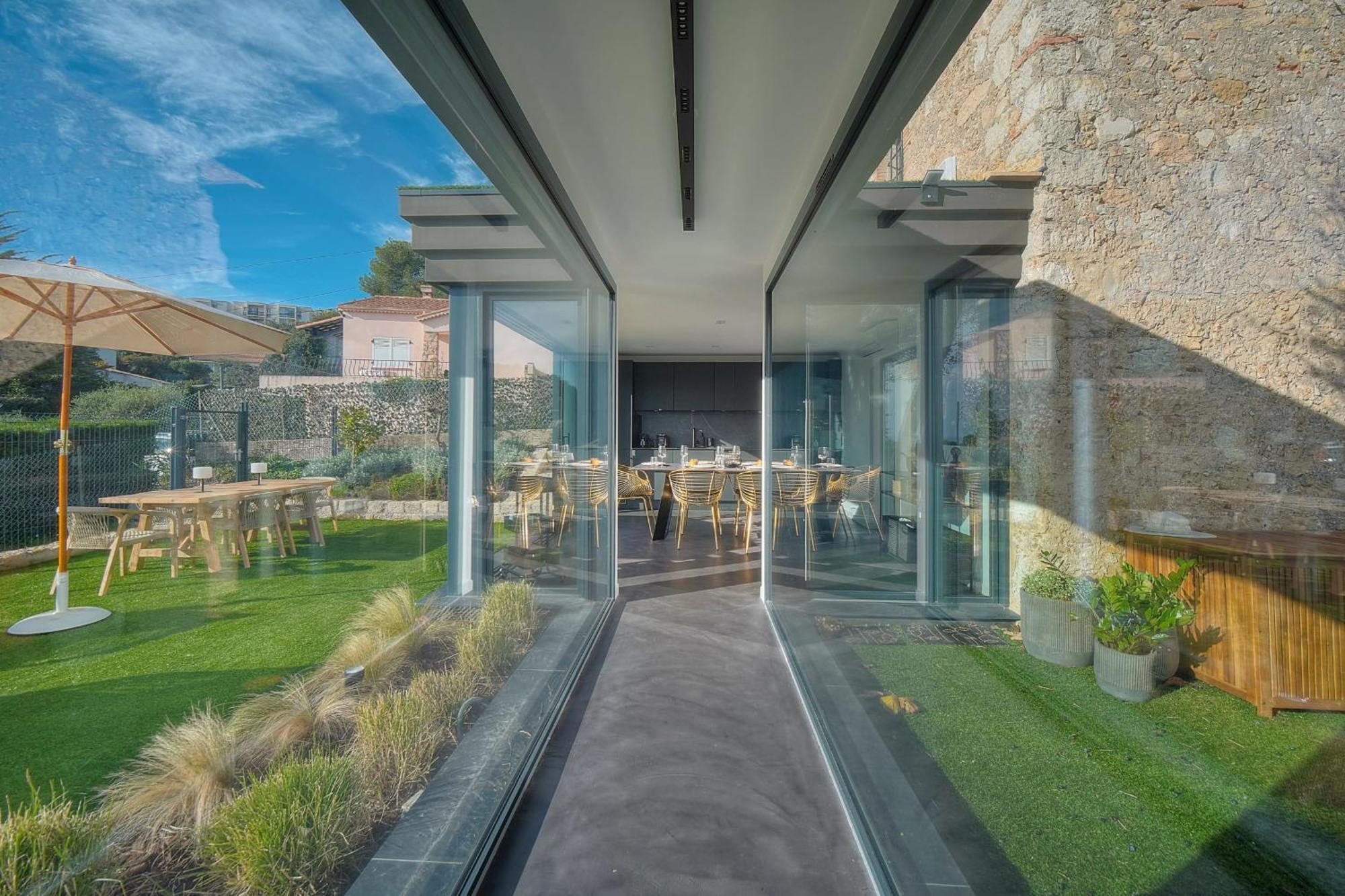 Immogroom - Superbe Villa - Piscine - Vue Mer - Parking - Clim Vallauris Buitenkant foto